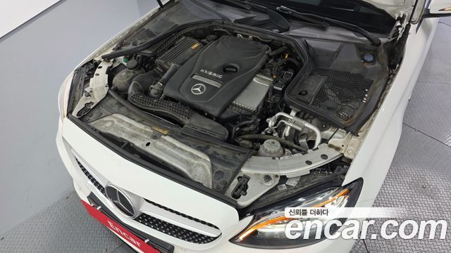 Mercedes-Benz C-Class C300e 4MATIC AMG Line