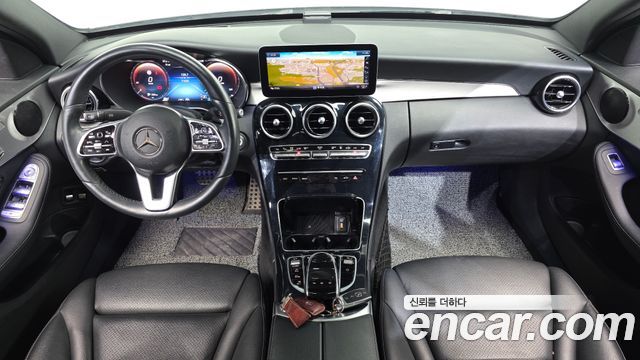 Mercedes-Benz C-Class C300e 4MATIC AMG Line