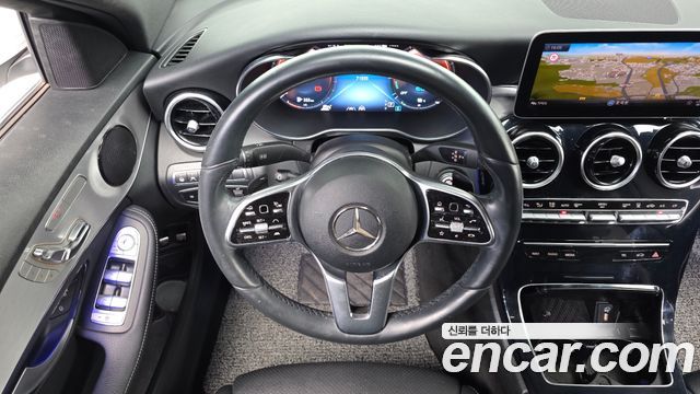Mercedes-Benz C-Class C300e 4MATIC AMG Line