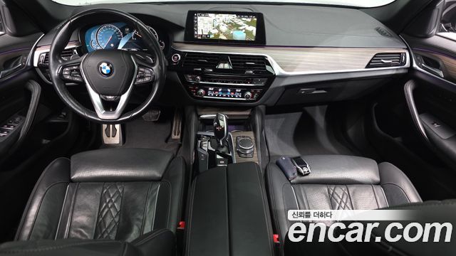 BMW 5-Series 520d xDrive M Sport Package Plus