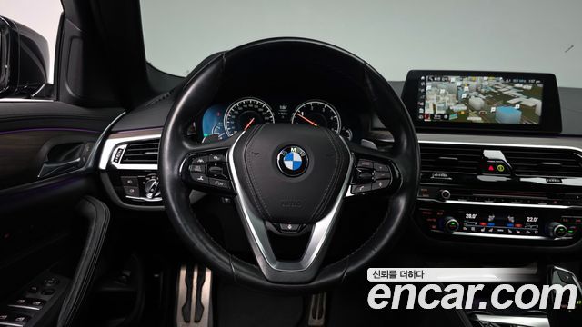 BMW 5-Series 520d xDrive M Sport Package Plus