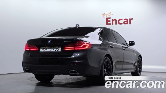 BMW 5-Series 530i M Sport Package Plus