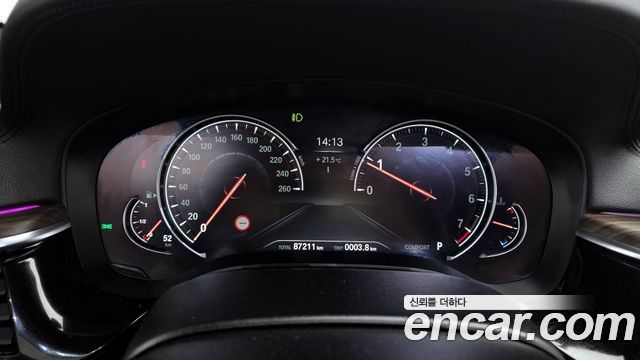 BMW 5-Series 530i M Sport Package Plus