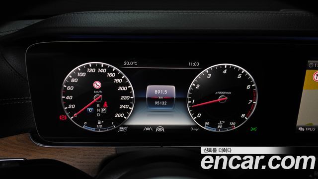 Mercedes-Benz E-Class E300 4MATIC Exclusive