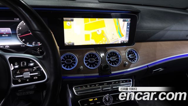 Mercedes-Benz E-Class E300 4MATIC Exclusive