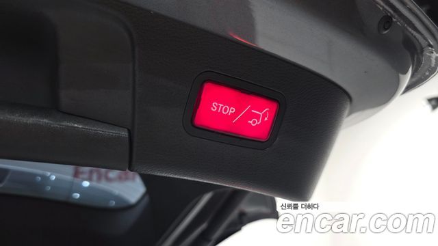 Mercedes-Benz GLA-Class GLA220
