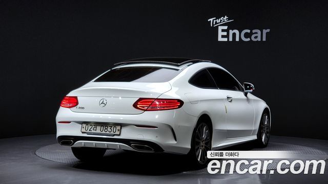 Mercedes-Benz C-Class C200 Coupe