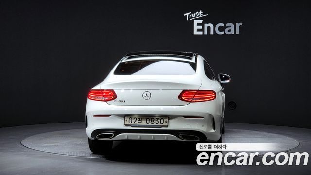 Mercedes-Benz C-Class C200 Coupe