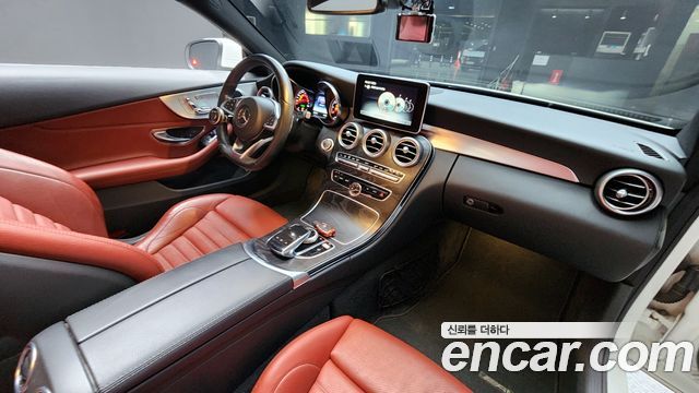 Mercedes-Benz C-Class C200 Coupe