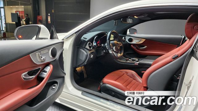 Mercedes-Benz C-Class C200 Coupe