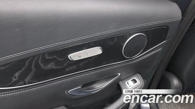 Mercedes-Benz GLC-Class GLC220 d 4MATIC Premium