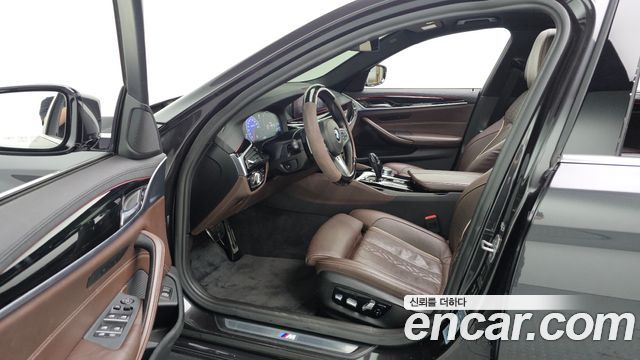 BMW 5-Series 530i xDrive M Sport Package Plus