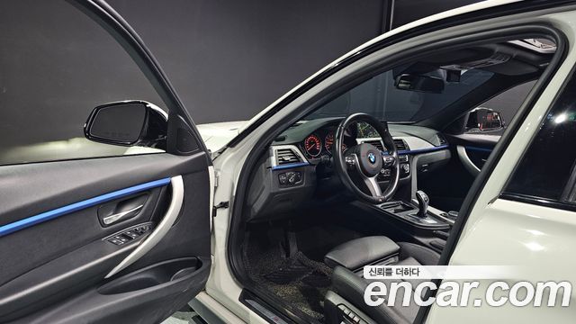 BMW 3-Series 320i M Sport