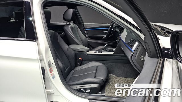 BMW 3-Series 320i M Sport