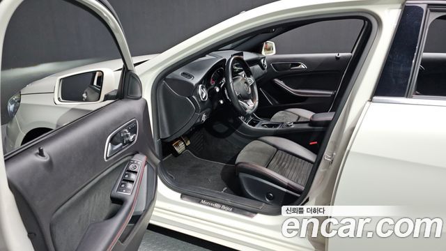 Mercedes-Benz A-Class A200 AMG Line