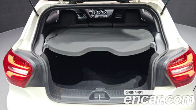 Mercedes-Benz A-Class A200 AMG Line