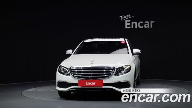 Mercedes-Benz E-Class W213 E300 Exclusive