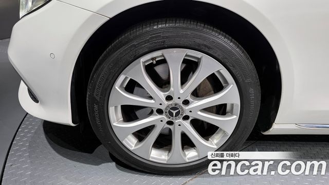 Mercedes-Benz E-Class W213 E300 Exclusive