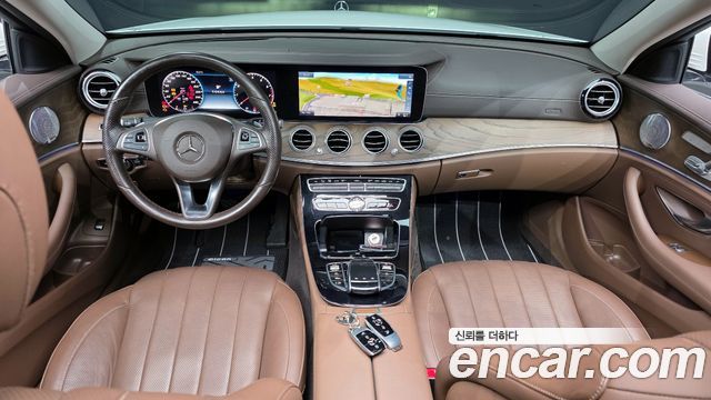 Mercedes-Benz E-Class W213 E300 Exclusive