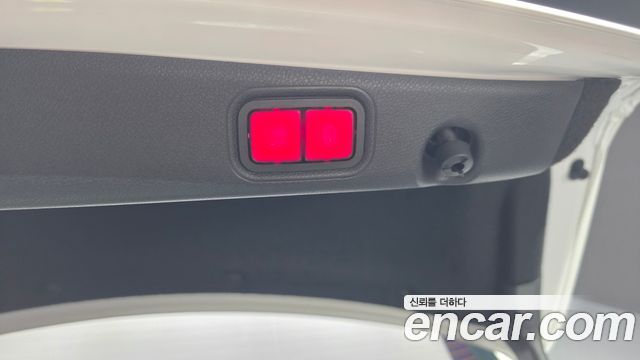 Mercedes-Benz E-Class W213 E300 Exclusive