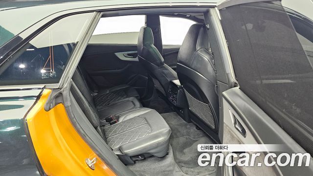 Audi Q8 55 TFSI Quattro Premium