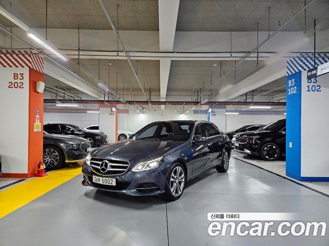 Mercedes-Benz E-Class E300 4MATIC Avantgarde