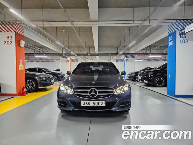 Mercedes-Benz E-Class E300 4MATIC Avantgarde