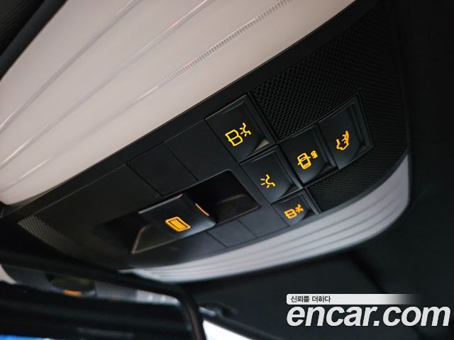 Mercedes-Benz E-Class E300 4MATIC Avantgarde