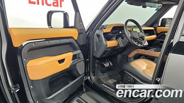 Land Rover Defender 110 P400 X