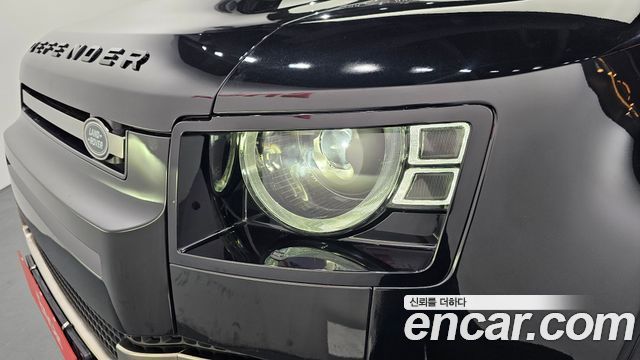 Land Rover Defender 110 P400 X