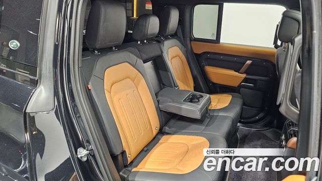 Land Rover Defender 110 P400 X
