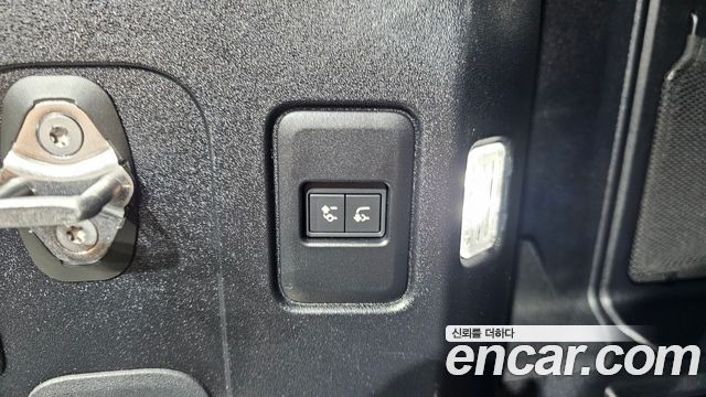 Land Rover Defender 110 P400 X