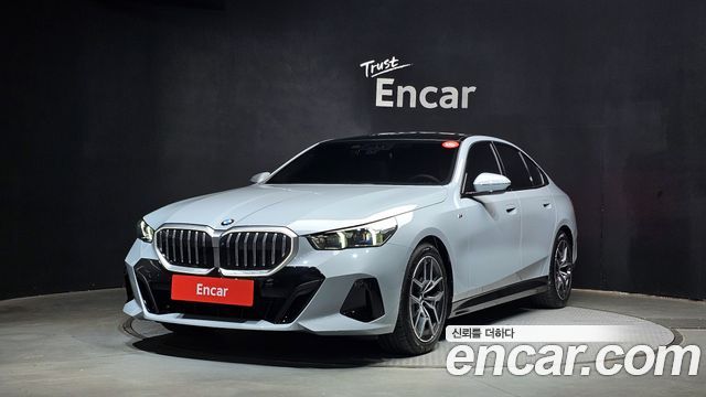 BMW 5Series (G60) 520i M Sport