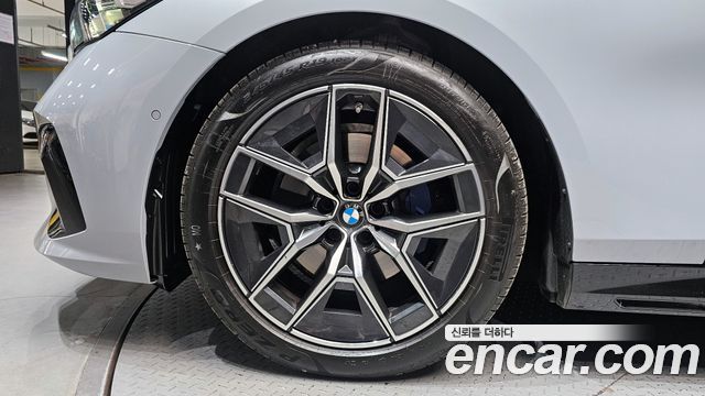 BMW 5Series (G60) 520i M Sport