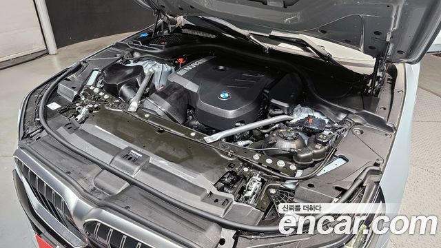 BMW 5Series (G60) 520i M Sport