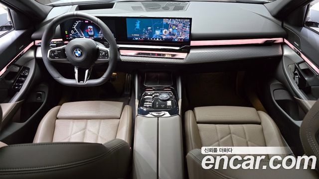 BMW 5Series (G60) 520i M Sport