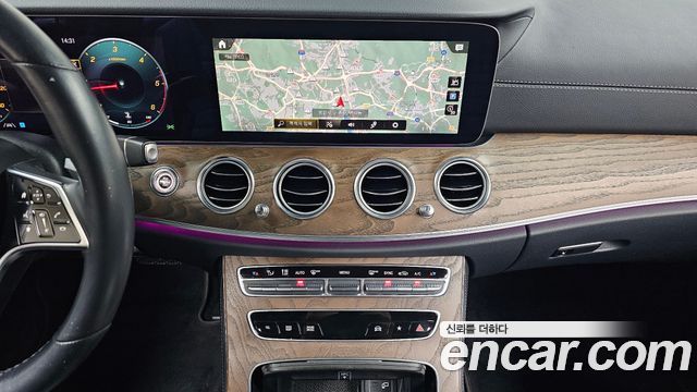 Mercedes-Benz E-Class W213 E220d 4MATIC Exclusive