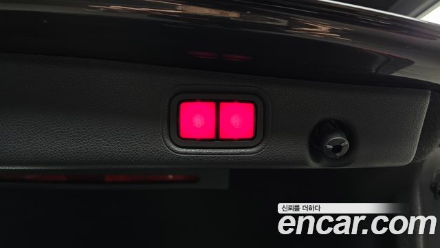 Mercedes-Benz E-Class W213 E220d 4MATIC Exclusive