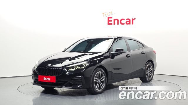 BMW 2-Series 220i Advantage