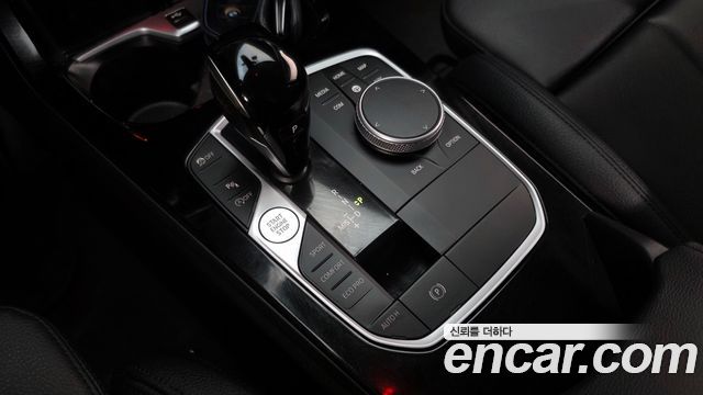 BMW 2-Series 220i Advantage