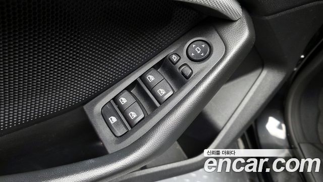 BMW 2-Series 220i Advantage