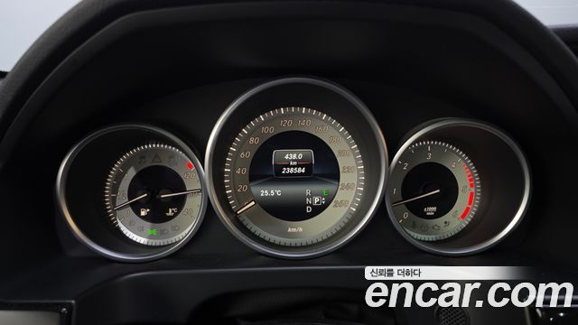 Mercedes-Benz E-Class E350 BlueTec 4MATIC