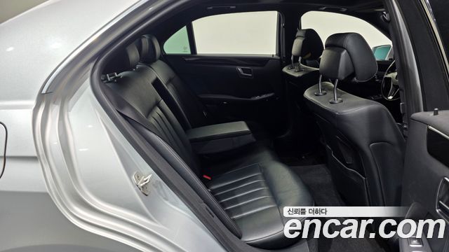 Mercedes-Benz E-Class E350 BlueTec 4MATIC