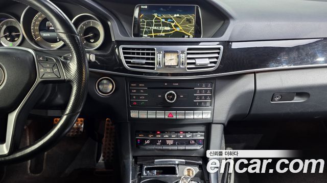 Mercedes-Benz E-Class E350 BlueTec 4MATIC