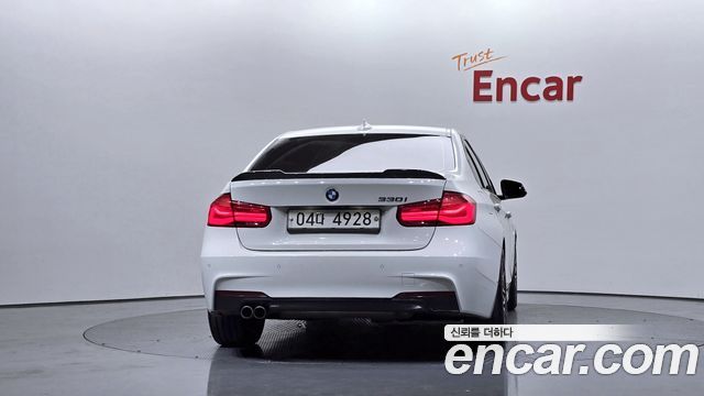 BMW 3-Series 330i M Sport