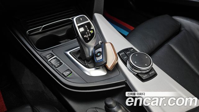 BMW 3-Series 330i M Sport
