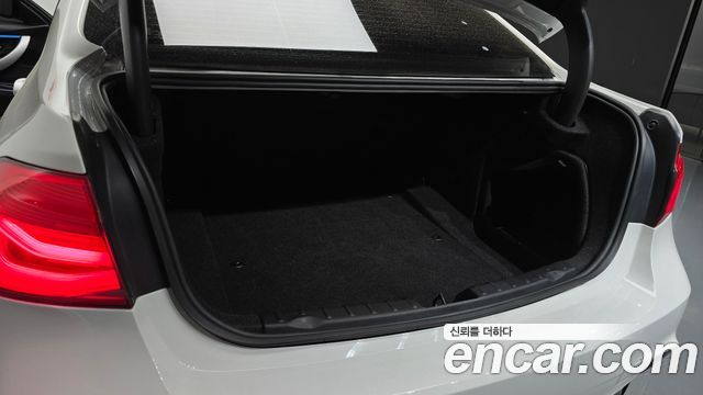 BMW 3-Series 330i M Sport