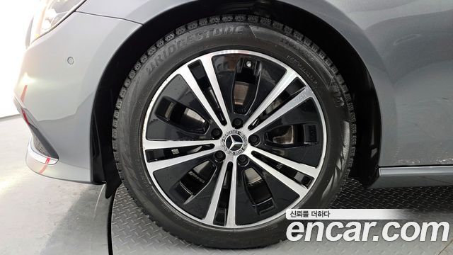 Mercedes-Benz E-Class E250 Avantgarde