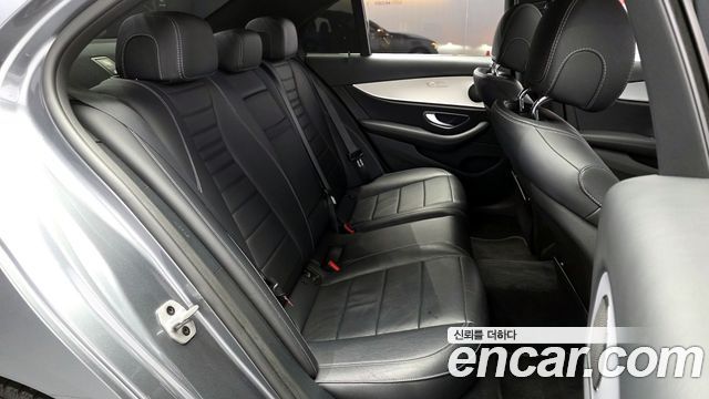 Mercedes-Benz E-Class E250 Avantgarde