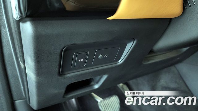 Land Rover Discovery 3.0 SD6 HSE Luxury